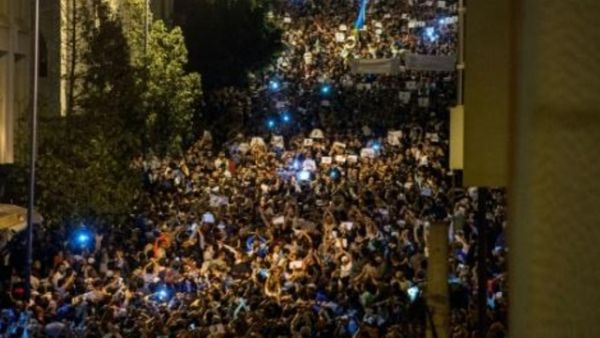 تظاهرة في الحسيمة ليل الثلاثاء

