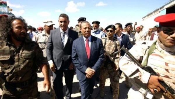 رئيس حكومة شرق ليبيا غير المعترف بها دوليا عبد الله الثتي لدى تدشينه عودة النشاط التجاري في ميناء بنغازي

