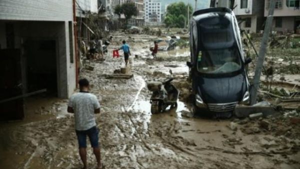 عاصفة استوائية تخلف 69 قتيلا في الصين