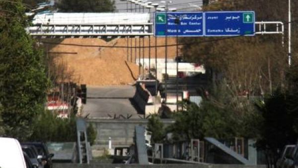 لافتة شرق دمشق تشير للاتجاه المؤدي لحي جوبر في صورة مقدمة من الوكالة العربية السورية للأنباء
