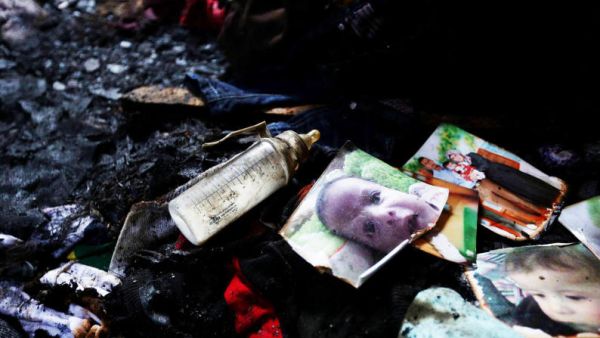 محكمة إسرائيلية ترفض اعترافات لمستوطن شارك بقتل وإحراق عائلة فلسطينية

