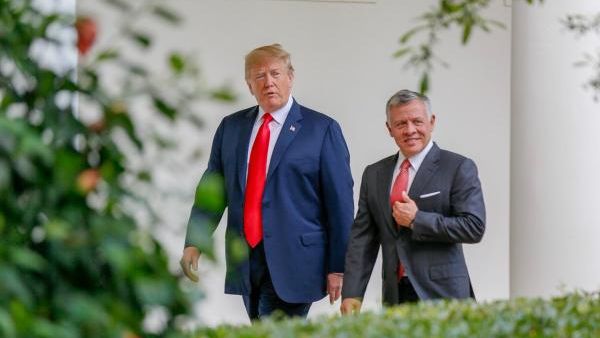 الملك عبدالله الثاني والرئيس الأمريكي دونالد ترمب
