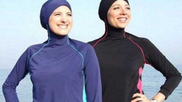 يحتدم الجدل في البلاد على خلفية قرار حظر لباس البحر الاسلامي (البوركيني) في عدة مدن ساحلية فرنسية