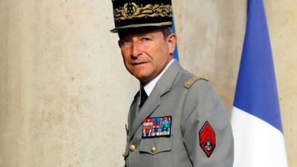 رئيس أركان الجيوش الفرنسية بيار دو فيلييه