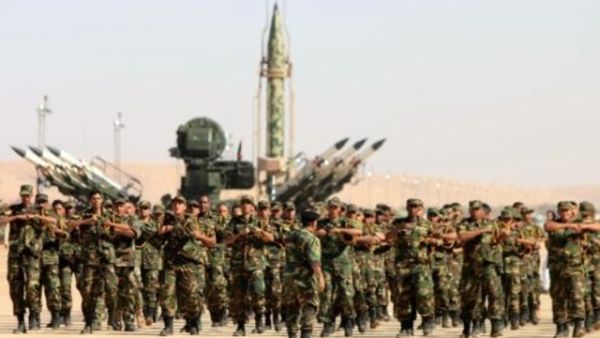 قوات حفتر تؤكد تقدمها في درنة رغم الهجمات الانتحارية