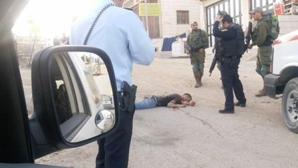 الجيش الاسرائيلي يقتل فلسطينيا في الخليل- فيديو

