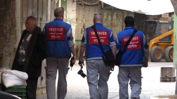 مدينة الخليل تنهار