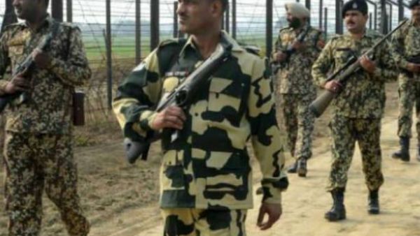 مقتل جندي في هجوم على معسكر للجيش الهندي في كشمير