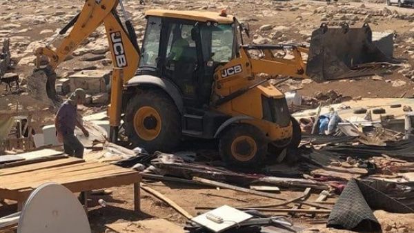 اسرائيل تهدم تجمعا بدويا قرب القدس