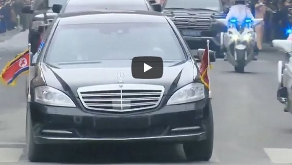 وصول "كيم" الى هانوي للقاء ترامب في موكب يخطف الانظار