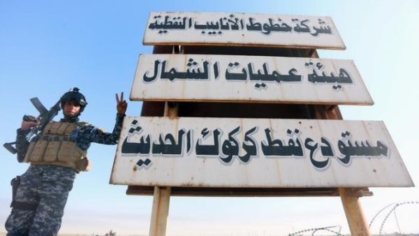 أحد أفراد القوات العراقية 
