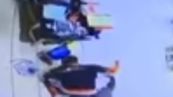 لقطة من الفيديو