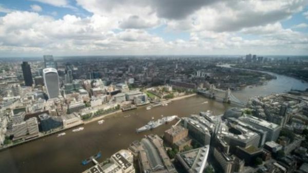 الاف يطالبون باستقلال لندن عن بريطانيا