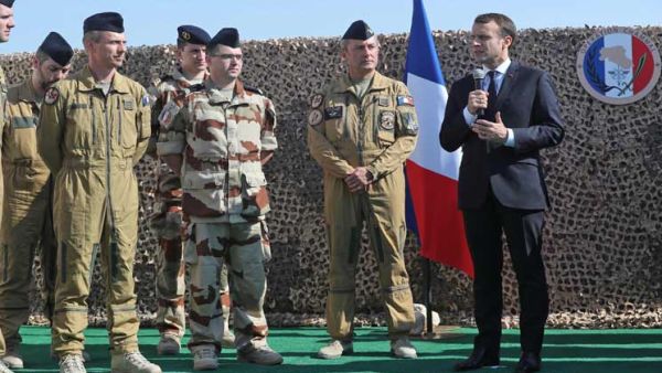 ماكرون في قطر

