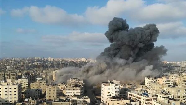 اسرائيل تستأنف غاراتها على غزة