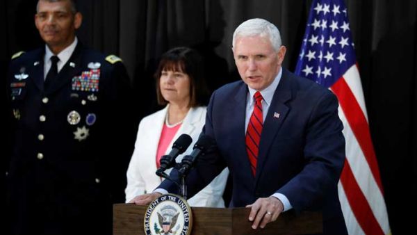 نائب الرئيس الأمريكي مايك بنس