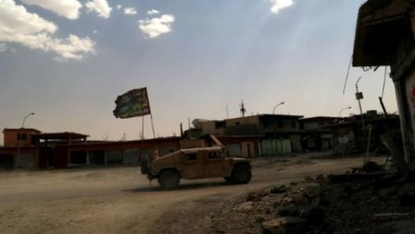 القوات العراقية تقوم بدورية في غرب الموصل
