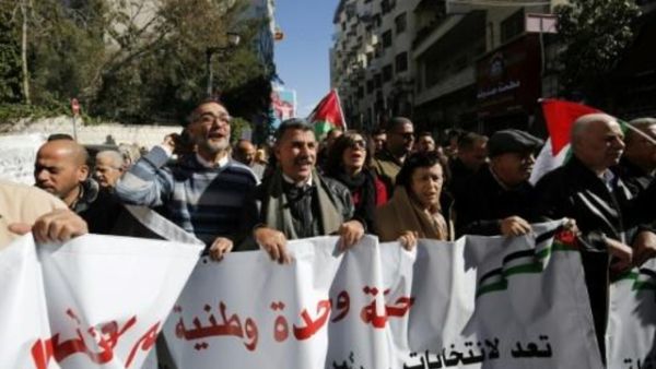 فصائل فلسطينية تدعو لإنهاء الانقسام وتنظيم انتخابات تشريعية ورئاسية 
