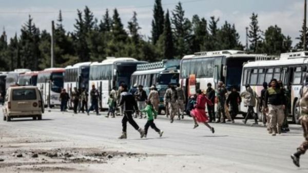 توقف القافلة في منطقة الباب
