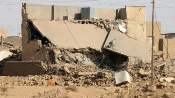 مبنى مدمر في راوة في 18 تشرين الثاني/نوفمبر بعدما استعادتها القوات العراقية من ايدي الجهاديين.

