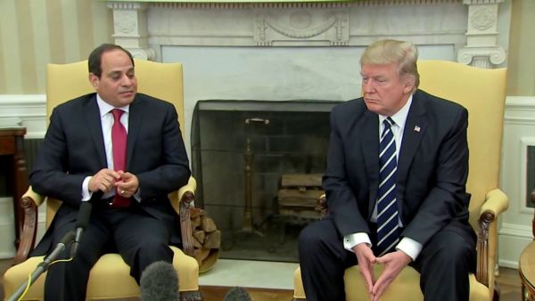 ارشيف/ الرئيس الأمريكي دونالد ترامب سيناقش خلال اجتماع مع الرئيس المصري عبد الفتاح السيسي في البيت الأبيض 
