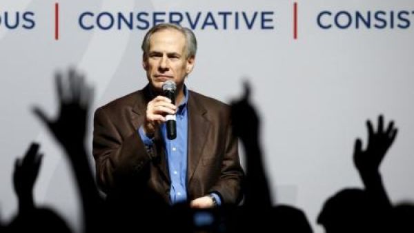 جريج أبوت حاكم ولاية تكساس الأمريكية
