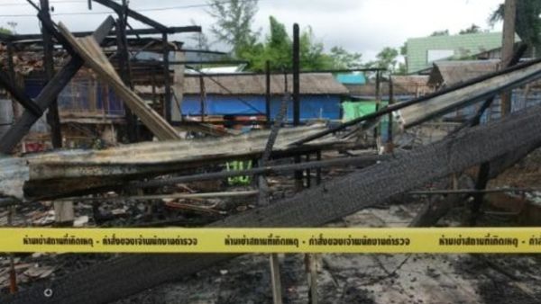 طوق امني في موقع التفجير في هوا هين في 12 اب/اغسطس 2016
