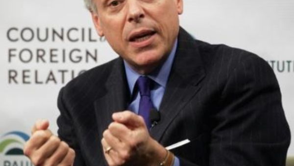 السياسي والدبلوماسي المخضرم جون هانتسمان