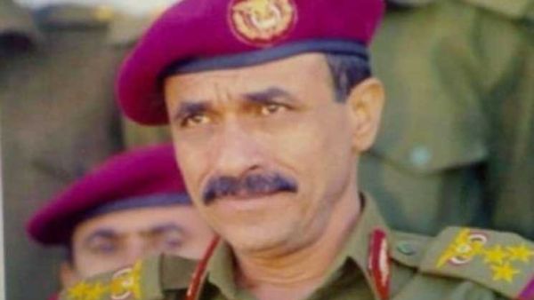 اللواء علي صالح الأحمر