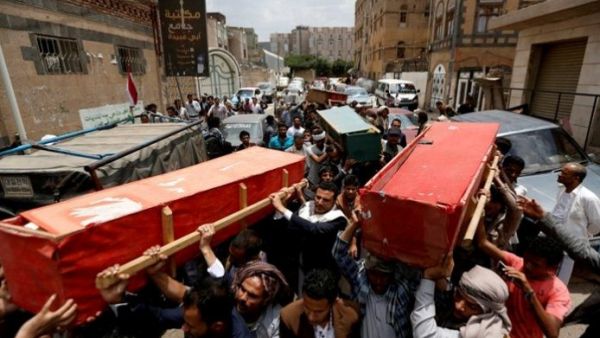 التحالف بقيادة السعودية يقر بقصف مدنيين في صنعاء عن طريق الخطأ