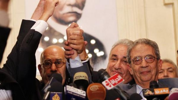 زعماء المعارضة المصرية يعلنون رفضهم اعلان مرسي الدستوري/أ.ف.ب