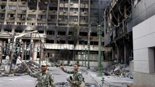 إجراءات أمنية مشددة لتأمين جميع المنشآت والمرافق الحيوية والمواقع الشرطية والعسكرية