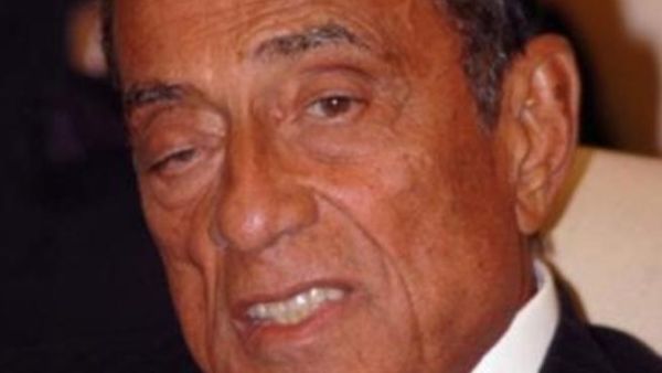 محكمة اسبانية وافقت على تسليم حسين سالم ونجله خالد الى مصر.