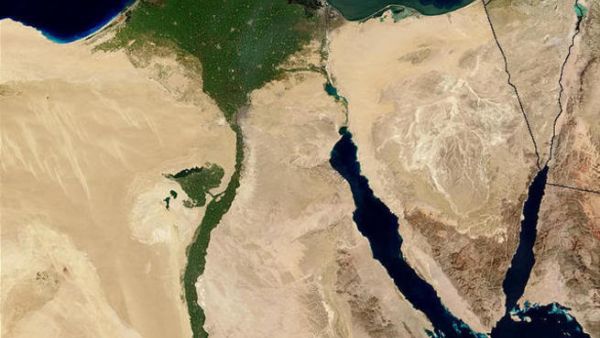 نهر النيل عند مصبه 