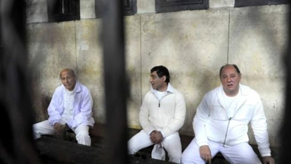 قادة النظام السابق خلف القضبان 