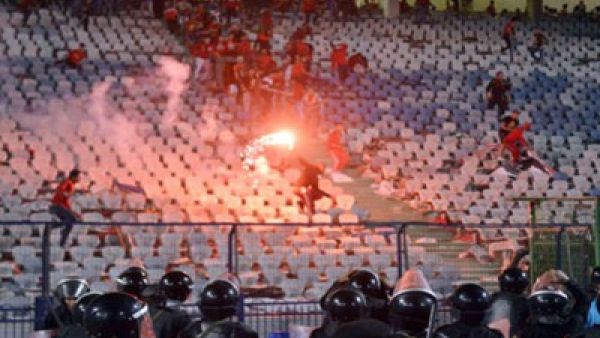 روابط “الألتراس″ (مجموعات من مشجعي الفرق الرياضية) 