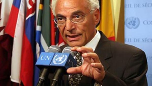 العالم المصري الدكتور فاروق الباز