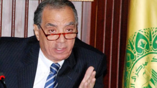 محافظ البنك المركزي فاروق العقدة