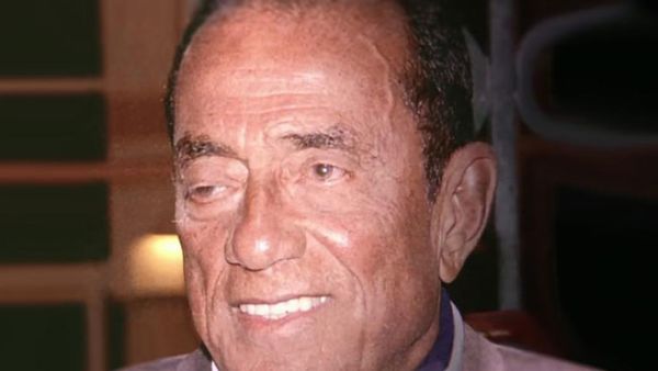 رجل الأعمال حسين سالم