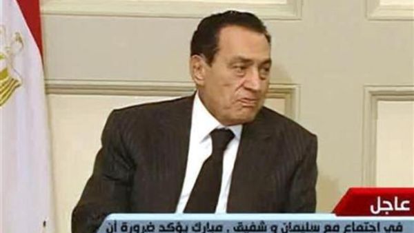 
  الرئيس المصري حسني مبارك في القاهرة الاحد بصورة التقطت من التلفزيون 