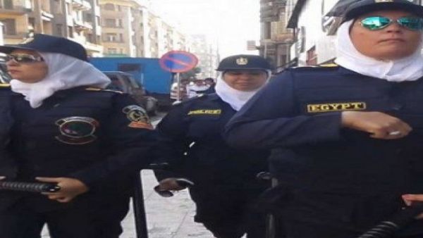 شرطيات مصريات