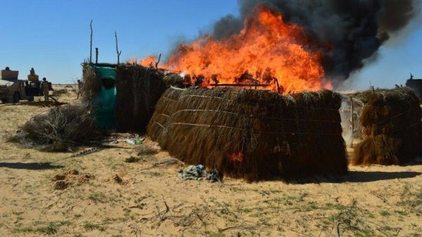 مقتل ثلاثة "تكفيريين" خلال عمليات مداهمة نفذتها القوات المصرية بشمال سيناء.