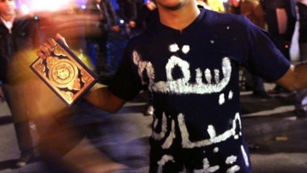 أميركا وبريطانيا تؤيدان انتقال منظم للديموقراطية 