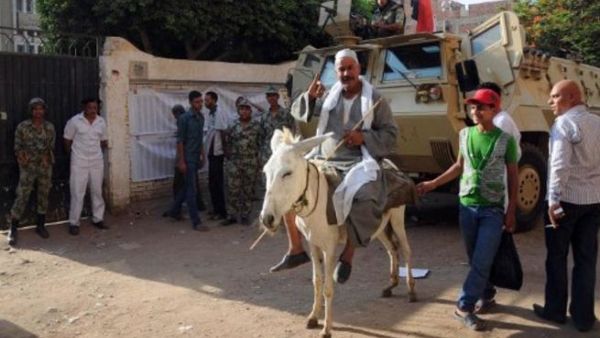 يحق لأكثر من 50 مليون مصري من بين سكان عددهم 82 مليون نسمة الإدلاء بأصواتهم