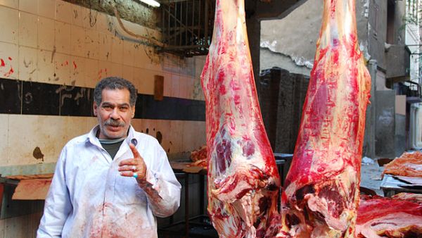 بات على أصحاب العمل استيراد السلع مباشرة من المنشأ، دون عبورها بمصر