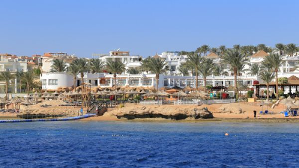 The delegation signed a twinning agreement between the city of Sharm El-Sheikh and an Italian city for the sake of turning Sharm El-Sheikh into the first digital economy city in the Middle East. (Shutterstock)