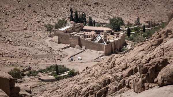 A picture taken on April 16, 2017 shows a general view of the Monastery of St. Catherine in Egypt's south Sinai, where a policeman was killed and three others wounded on April 18, 2017. (AFP/Pedro Costa Gomes) A picture taken on April 16, 2017 shows a general view of the Monastery of St. Catherine in Egypt's south Sinai, where a policeman was killed and three others wounded on April 18, 2017. (AFP/Pedro Costa Gomes)