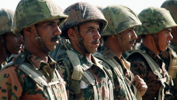 Egyptian army soldiers in formation. (AFP/File) Egyptian army soldiers in formation. (AFP/File)