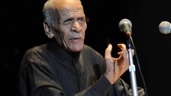 Egyptian poet Ahmed Fouad Negm died on Tuesday morning. (Image: courtesy of almasryalyoum.com)