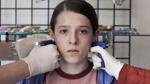 The short film "Needle" wins the first place in Cannes